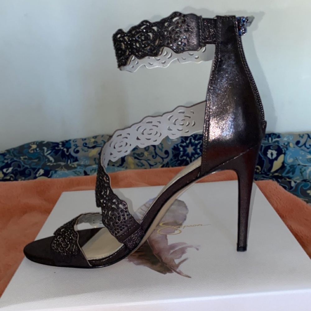 Jessica Simpson - Picture 2 of 4